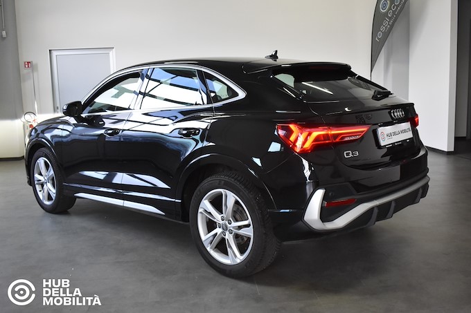 AUDI Q3 SPB 35 TDI S tronic S line edition